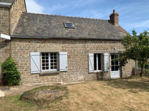 Renovated French Country Bungalow for Two - A Home for Your Next Holiday